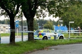 İsveç'te bir camide kılınan cuma namazının ardından silahlı saldırı düzenlendi