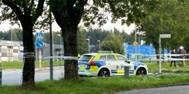 İsveç'te bir camide kılınan cuma namazının ardından silahlı saldırı düzenlendi