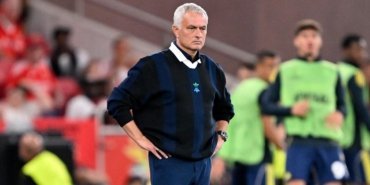 AA-20250829-38954782-38954781-FENERBAHCEDE_JOSE_MOURINHO_DONEMI_SONA_ERDI