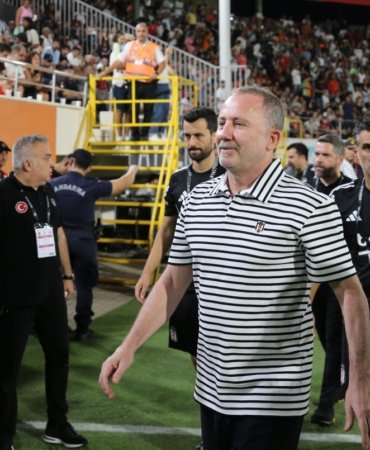 AA-20250831-38983048-38983039-CORENDON_ALANYASPOR_BESIKTAS