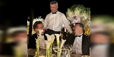 Torunoğulları, Sadettin Saran'ın kızı Lal Saran'ın düğününde yer aldı (4)