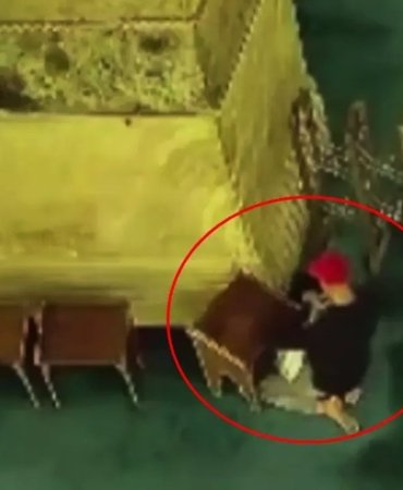 ayasofya-kundaklama-girişimi