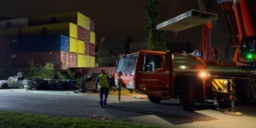 AA-20250915-39124334-39124333-HOLLANDADA_SIDDETLI_FIRTINA_KONTEYNERLERIN_VE_AGACLARIN_DEVRILMESINE_NEDEN_OLDU