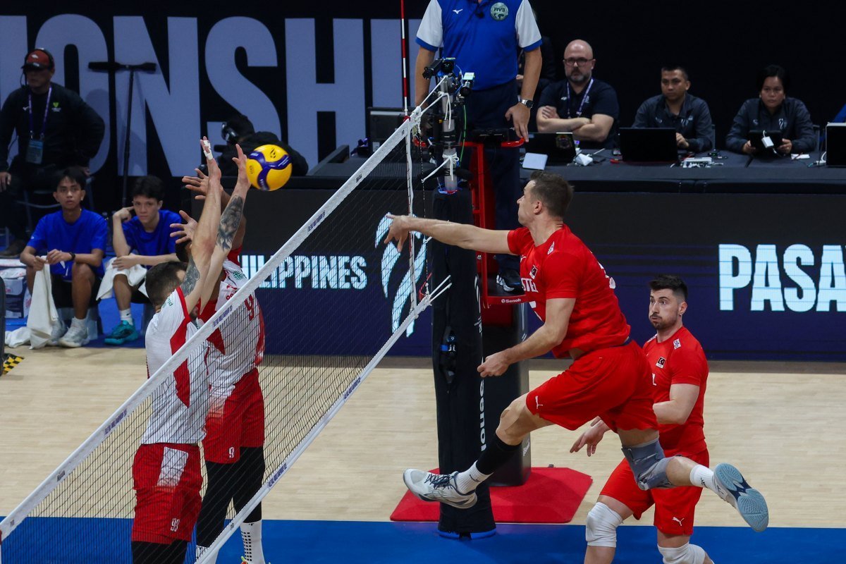 AA 20250924 39214402 39214398 TURKIYE POLONYA