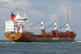 Hollanda bandıralı yük gemisi Aden Körfezi'nde saldırıya uğradı