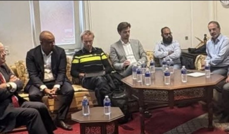 Screenshot_20250918_003103_Photo Editor