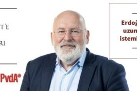 Screenshot_20250918_235201_Photoshop Express