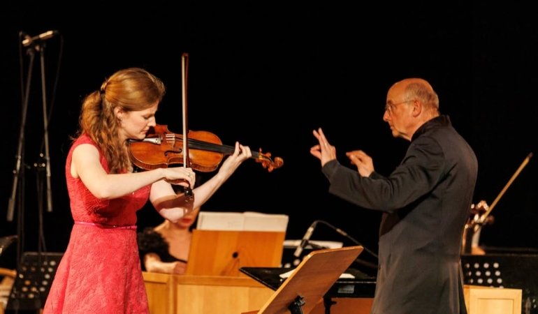 1761208669_Olten_Sanat_Vakf____2025_2026_Elhamra_Konserleri_sezonunu_a__t___15_Ekim_2025_tarihinde__keman_sana_1