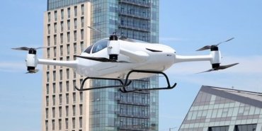 AA-20251001-39281118-39281117-YERLI_UCAN_ARABA_AIRCAR_ON_SIPARISE_ACILDI