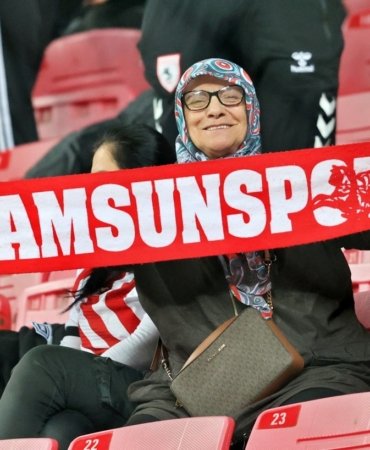 AA-20251023-39501583-39501576-SAMSUNSPOR_DINAMO_KIEV