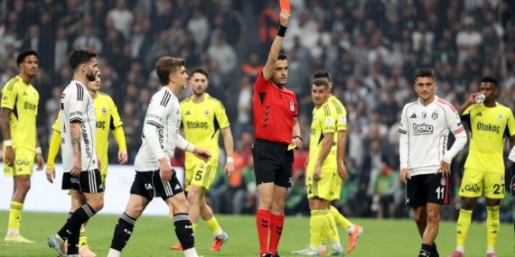 AA-20251102-39596348-39596338-BESIKTAS_FENERBAHCE