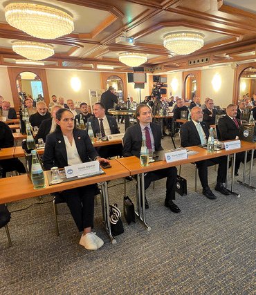 Avrupa Kayserili İşverenler Birliği, Köln’de Yatırım Forumu düzenledi
