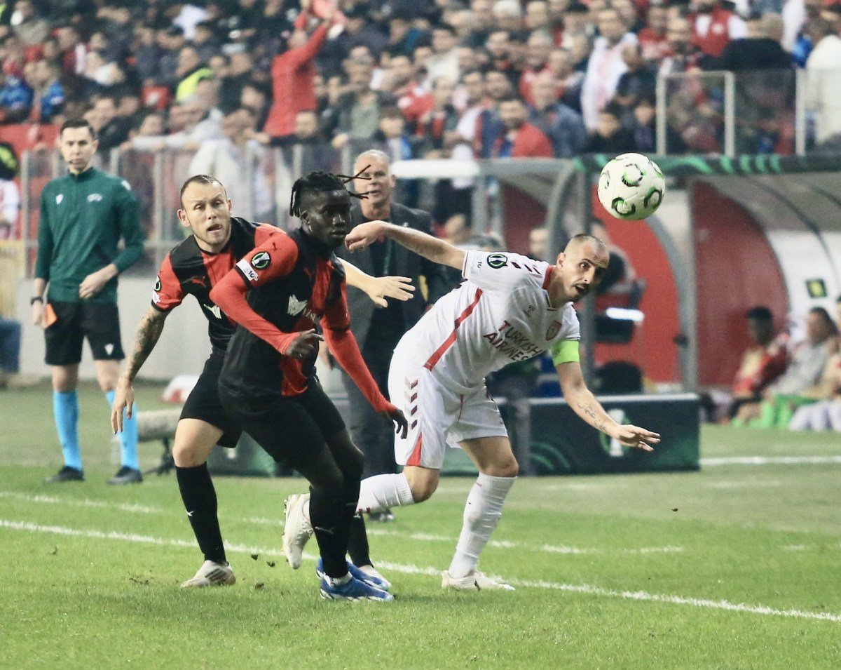 AA 20251106 39638143 39638139 SAMSUNSPORHAMRUN SPARTANS