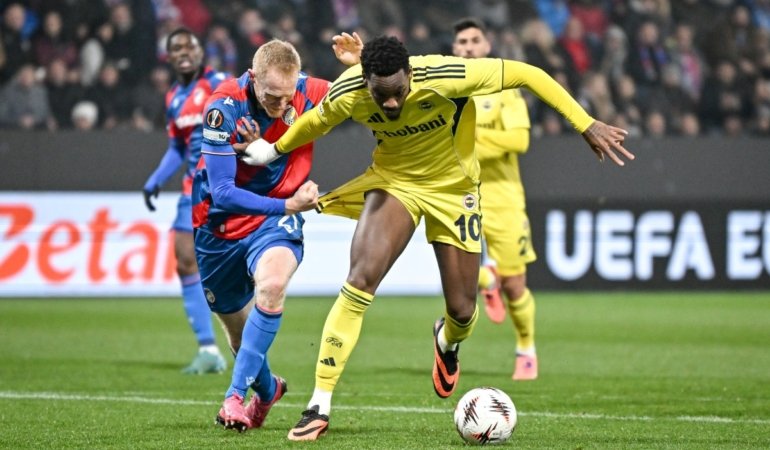 AA-20251106-39638805-39638802-VIKTORIA_PLZEN_FENERBAHCE