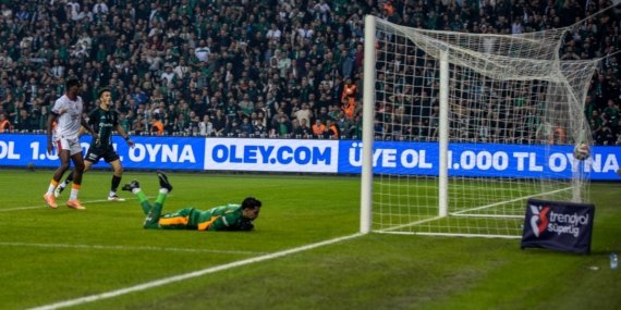 AA-20251109-39662381-39662374-KOCAELISPOR_GALATASARAY