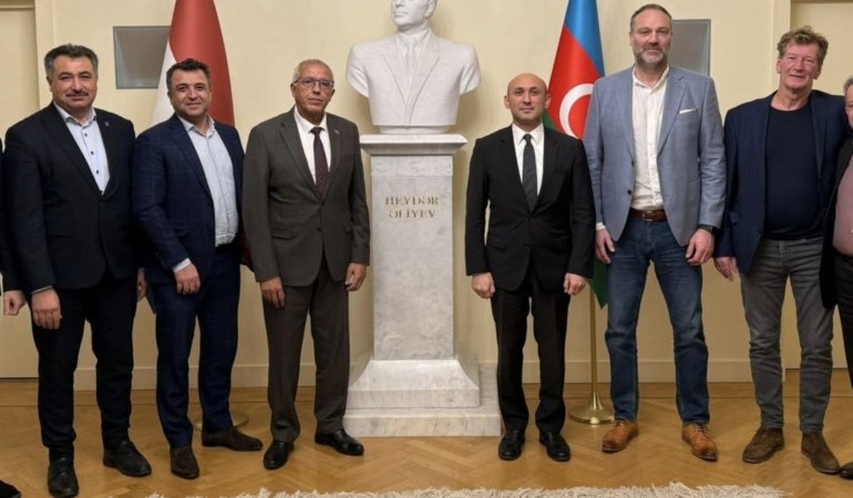 Screenshot_20251128_012755_Facebook