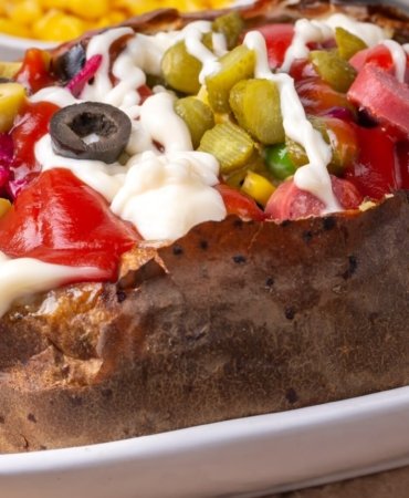 kumpir3-1366x2048-c-center