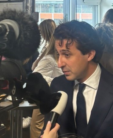 motion_photo_437887487124623524