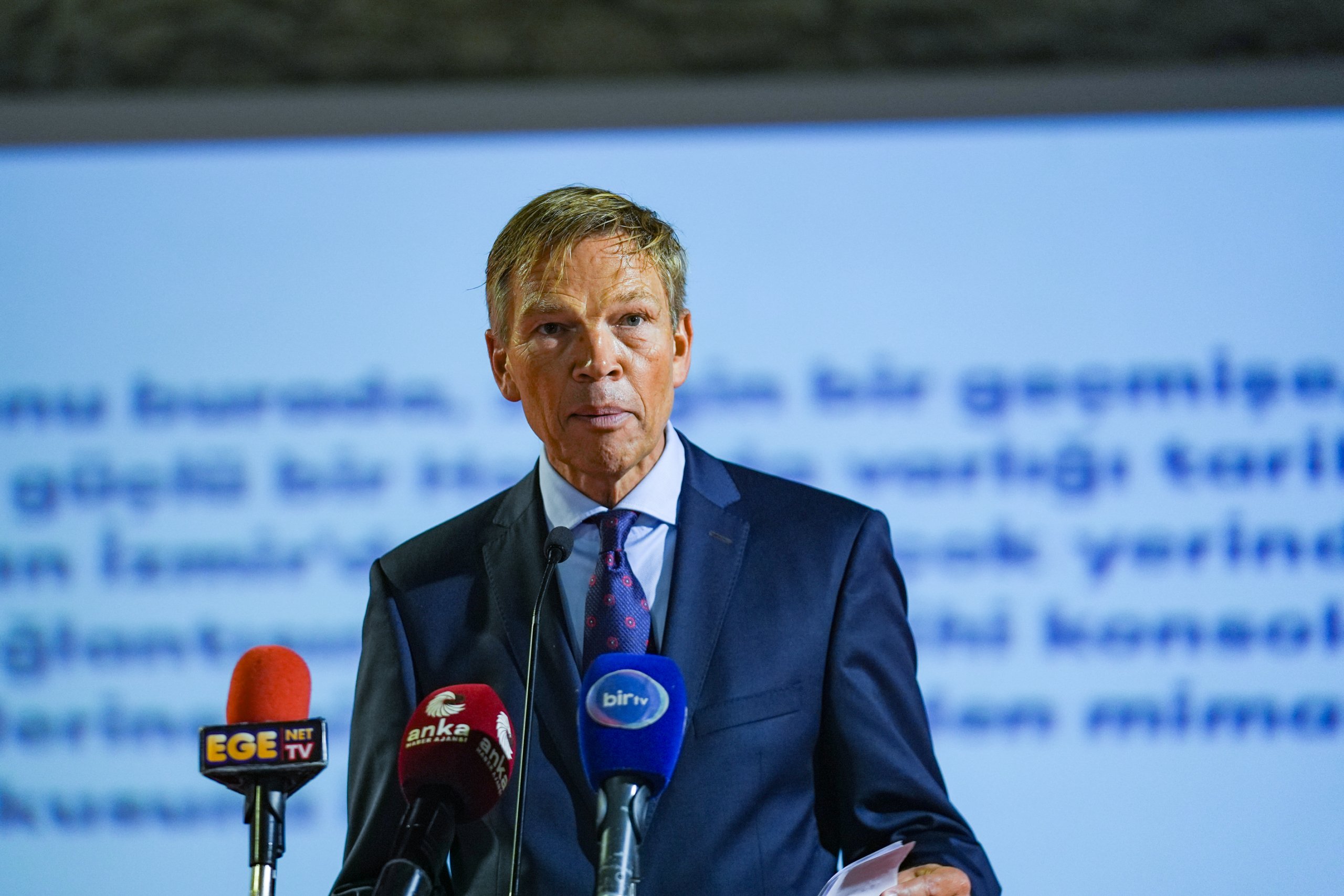 AA 20251201 39862105 39862093 IZMIRDE HOLLANDA VE TURKIYE ORTAK MIRAS SERGISI ACILDI scaled