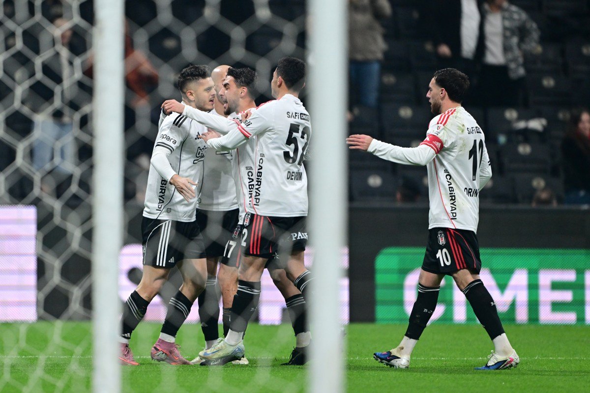 AA 20251220 40036375 40036374 BESIKTAS CAYKUR RIZESPOR