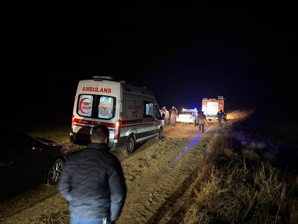 AA 20251223 40058875 40058872 ANKARADA ACIL INIS BILDIREN UCAK ICIN ARAMA KURTARMA CALISMASI