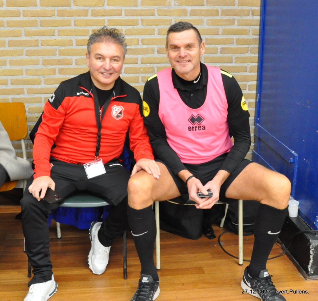 Organizator Avni Kandemir ve hakem Eric Braamhaar