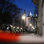 Amsterdam'da tarihi Vondelkerk Kilisesi'nde çıkan yangına müdahale ediliyor