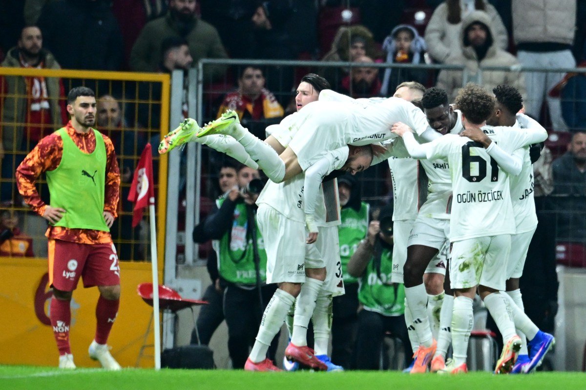 AA 20260117 40286021 40286020 GALATASARAY GAZIANTEP FK