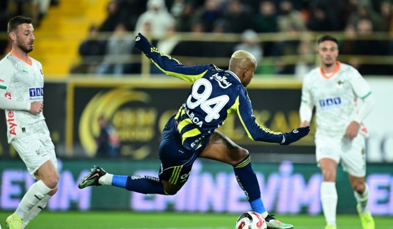 AA-20260118-40294048-40294044-CORENDON_ALANYASPOR_FENERBAHCE