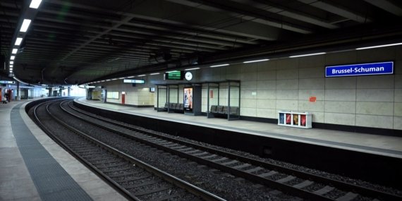 Demir yolu çalışanları greve başladı: Belçika’da tren seferleri durma noktasında