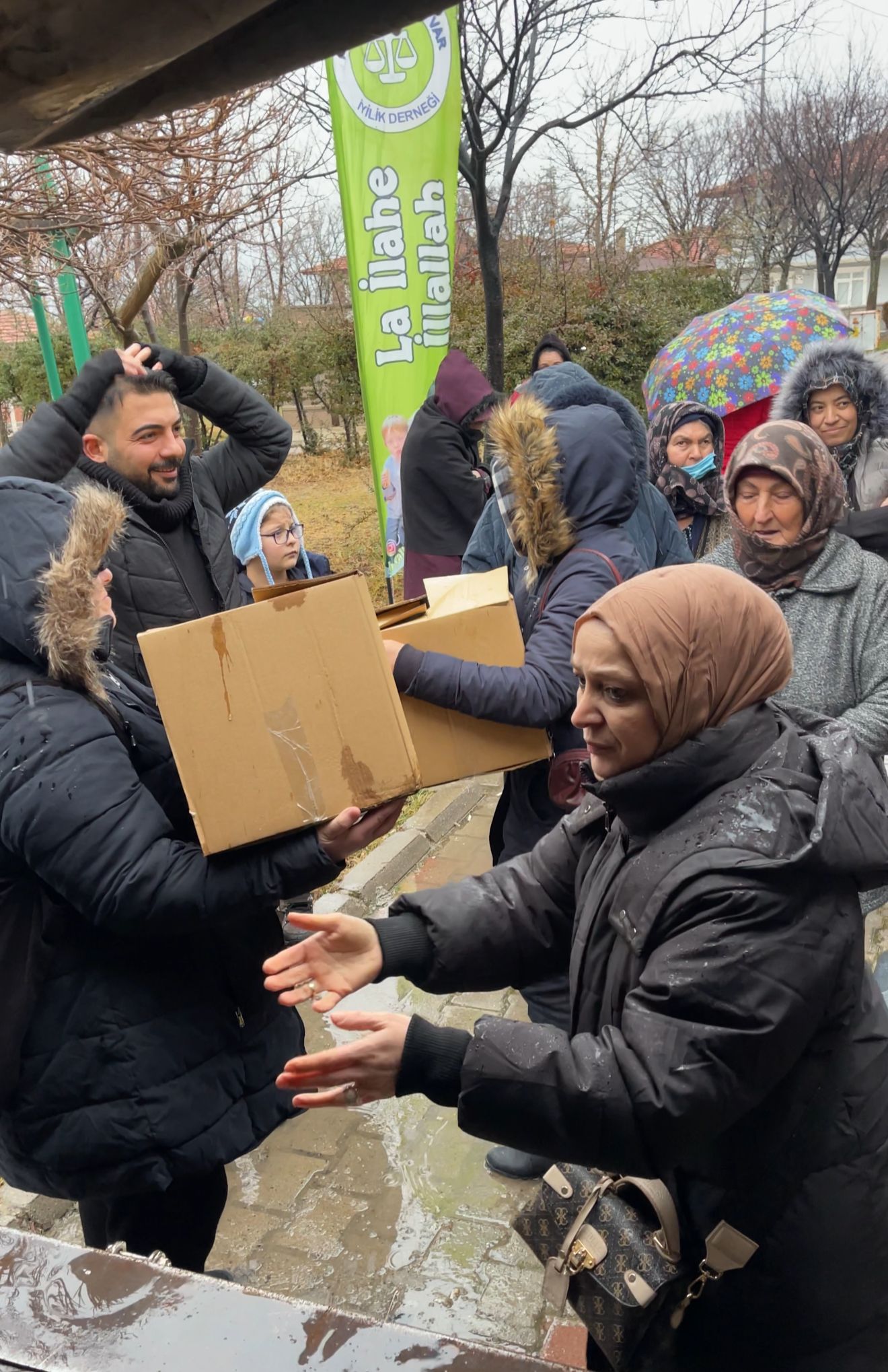 Vatan Sevdalıları Vakfı, yoksullukla mücadelede 200 aileye umut oldu. 10 IMG 20260112 WA0068 1