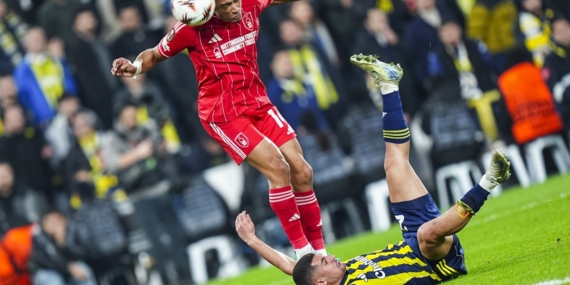 AA-20260219-40615437-40615435-FENERBAHCE_NOTTINGHAM_FOREST