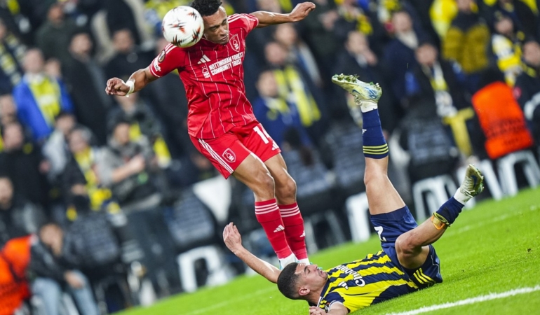 Fenerbahçe Avrupa Ligi'nde Nottingham Forest'tan ağır yara aldı: 3-0 9 AA-20260219-40615437-40615435-FENERBAHCE_NOTTINGHAM_FOREST