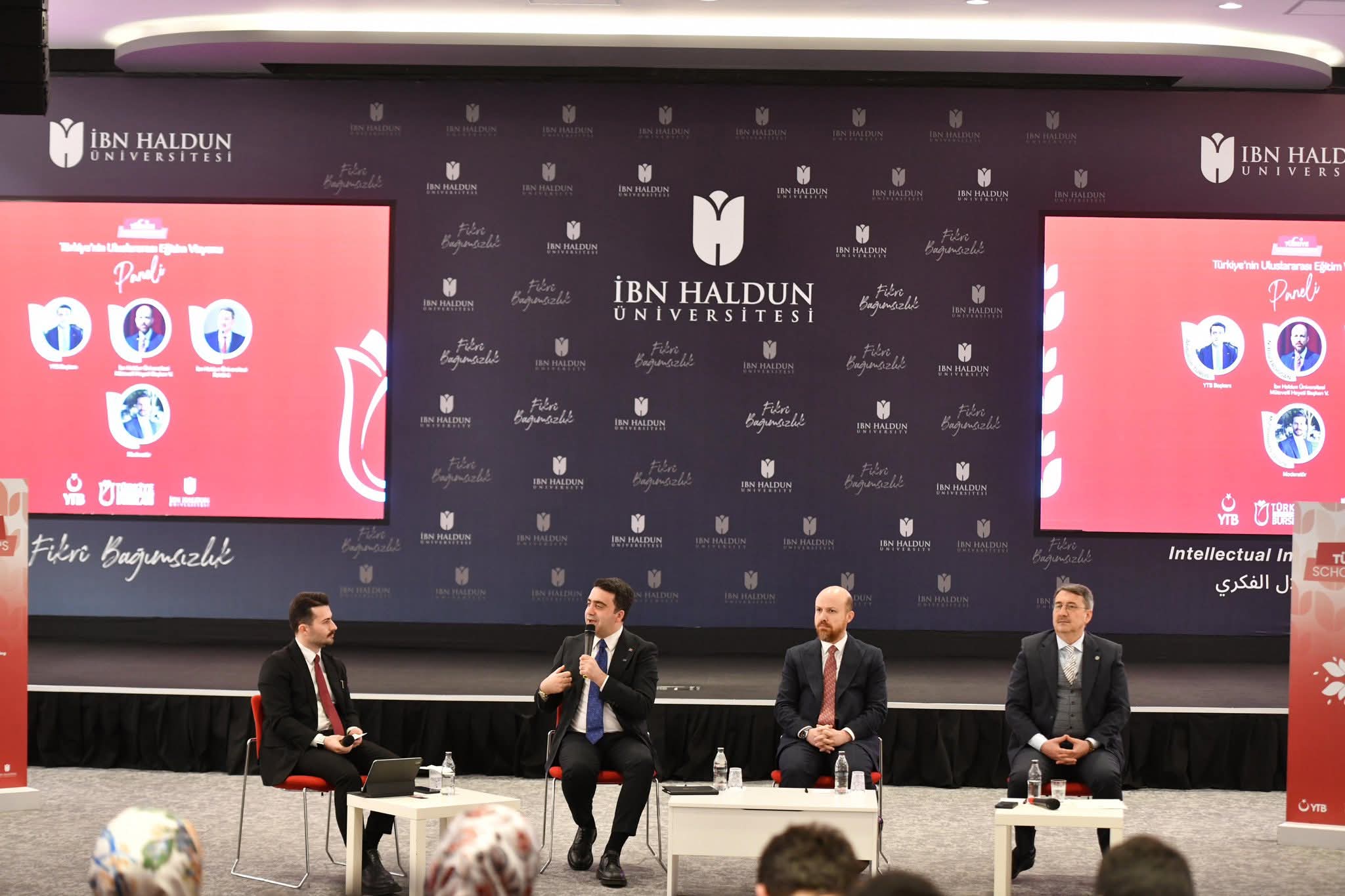 YTB Başkanı Turus, "Dijital Kültür Elçileri" ile Türkiye Bursları'nın Geleceğini Konuştu 2 FB IMG 1770668278176