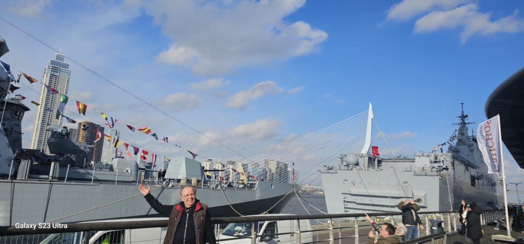 Alttarafı bi gemi değil işte... 4 Gemi 2