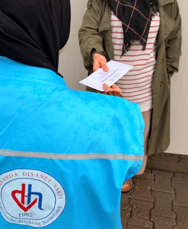 Hollanda Diyanet Vakfı Gönüllülerinden Adıyaman’da Ramazan Ziyareti 5 IMG-20260222-WA0032