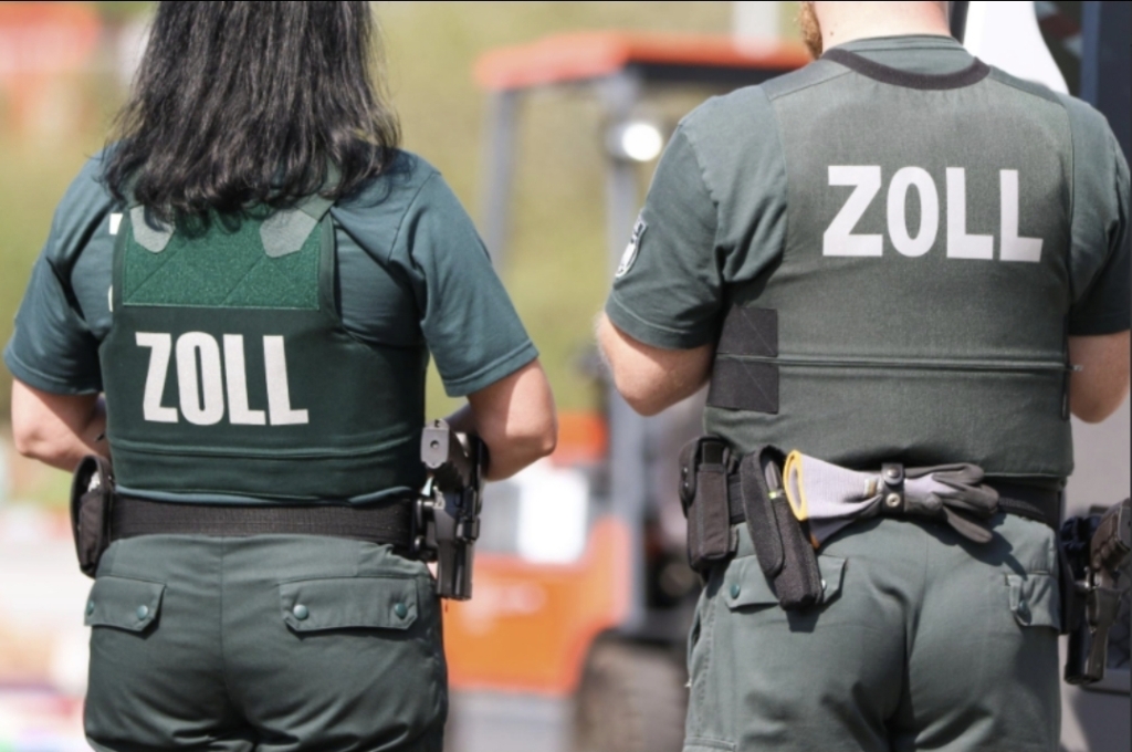 GÜMRÜKTEN KAÇAMADI: “HABERİM YOK” DEDİ, ÇANTASINDAN 105 BİN EURO ÇIKTI 6 Screenshot 20260220 030552 ChatGPT