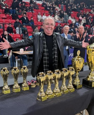 Hollanda Eyüp Ensar için seferber oldu ama Türk fenomenlerden biri bile yoktu! 4 WhatsApp Image 2026-02-16 at 08.24.19