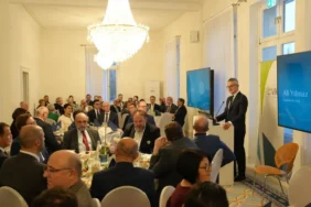 suleymancilar-cemaatinden-kolnde-iftar-abd-var-turkiye-yok-zso1