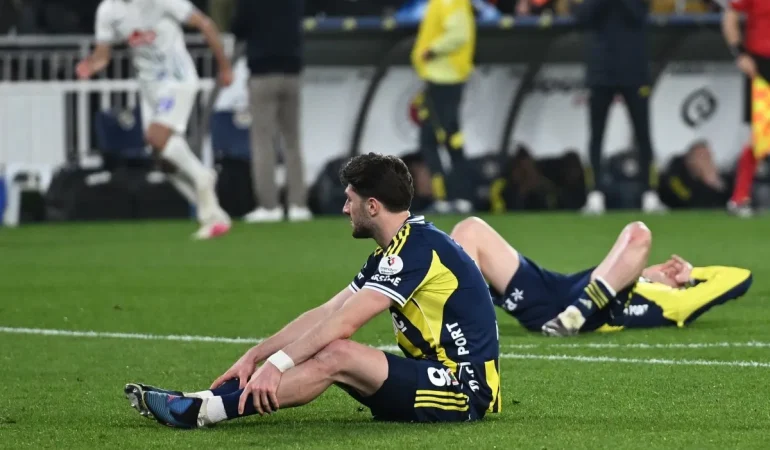 AA-20260417-41138589-41138588-FENERBAHCE_CAYKUR_RIZESPOR