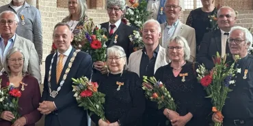 Screenshot_20260425_010418_Facebook