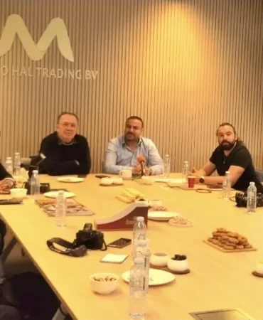 Screenshot_20260428_162143_Photo Editor