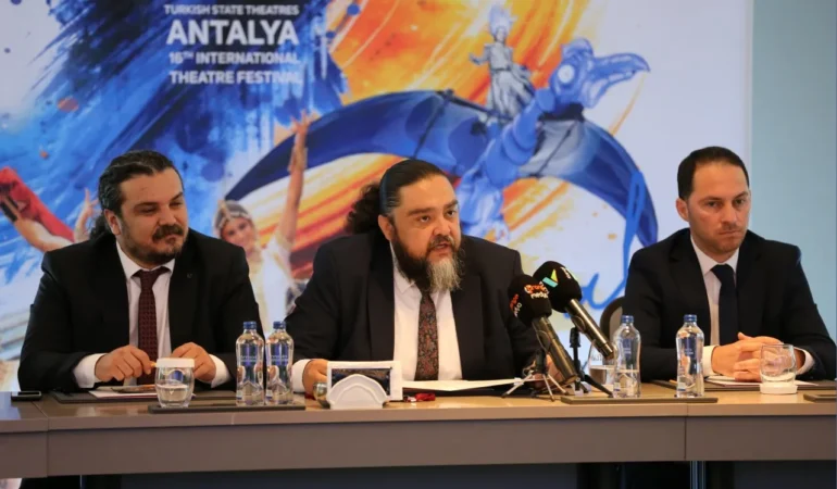AA-20260505-41296526-41296523-DEVLET_TIYATROLARI_ANTALYA_16_ULUSLARARASI_TIYATRO_FESTIVALI_8_MAYISTA_BASLAYACAK