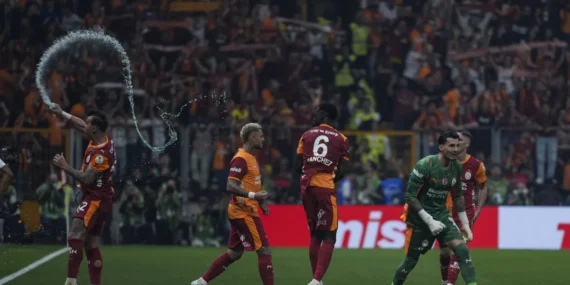 Türkiye’de şampiyon belli oldu. Galatasaray şampiyonluğunu resmen ilan etti