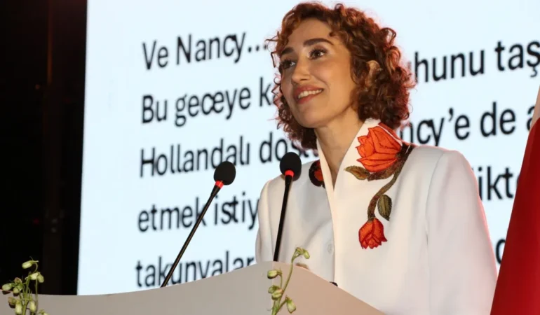 AA-20260513-41373818-41373815-ANTALYADA_HOLLANDANIN_KRAL_GUNU_ETKINLIKLERI_KAPSAMINDA_TOREN_DUZENLENDI