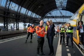 Amsterdam_Tren_İstasyonu