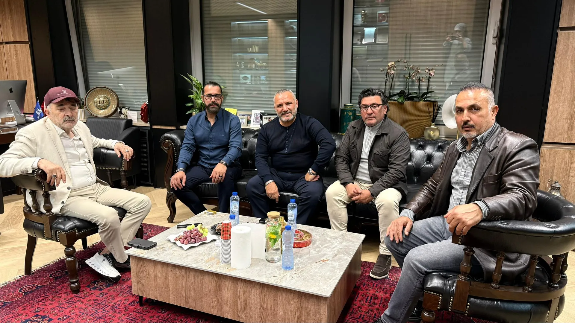 TOGG’un İlk Sürüşü Hollanda’da Büyük İlgi Gördü 9 IMG 20260520 WA0021