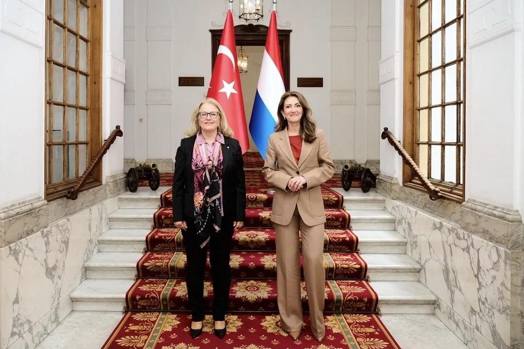 Hollanda Savunma Bakanı Yeşilgöz, Türkiye'nin Lahey Büyükelçisiyle Ankara NATO Zirvesini Görüştü 4 Screenshot 20260520 175359 X