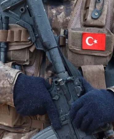 115631089-asker-6