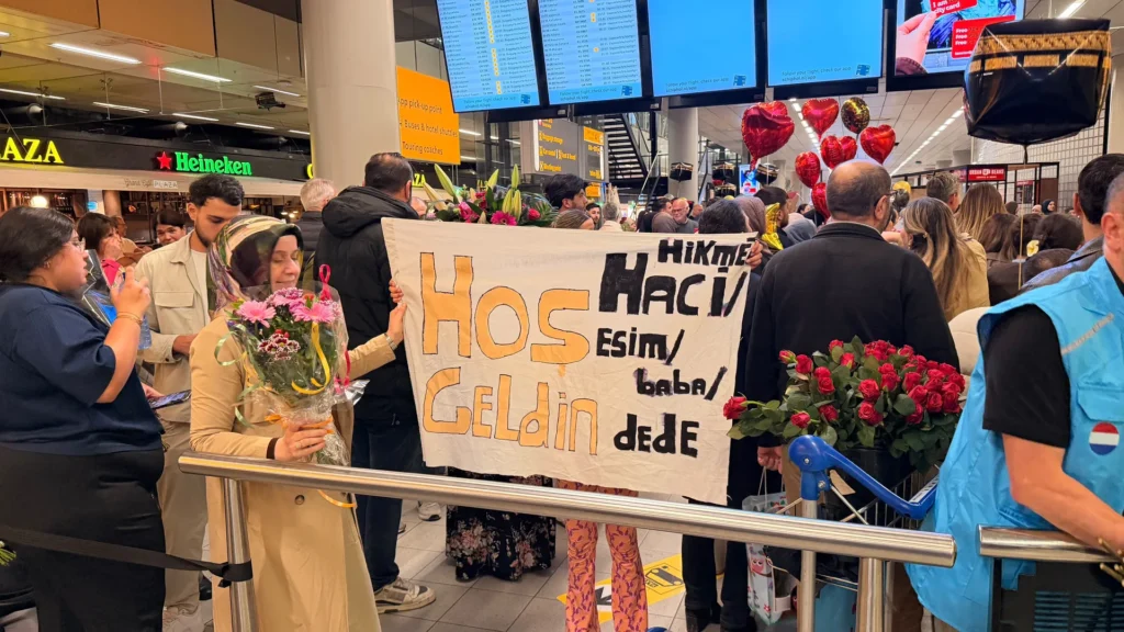 Hollanda’dan Kutsal Topraklara Giden 814 Hacı Dönüş Yaptı 8 177452